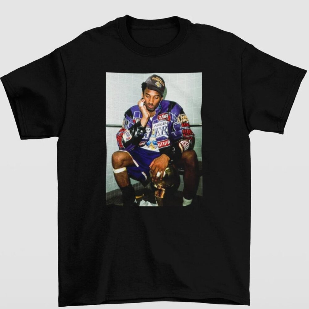 Kobe Bryant T-Shirt, Vintage Basketball 2001 Finals Championship t-shirt